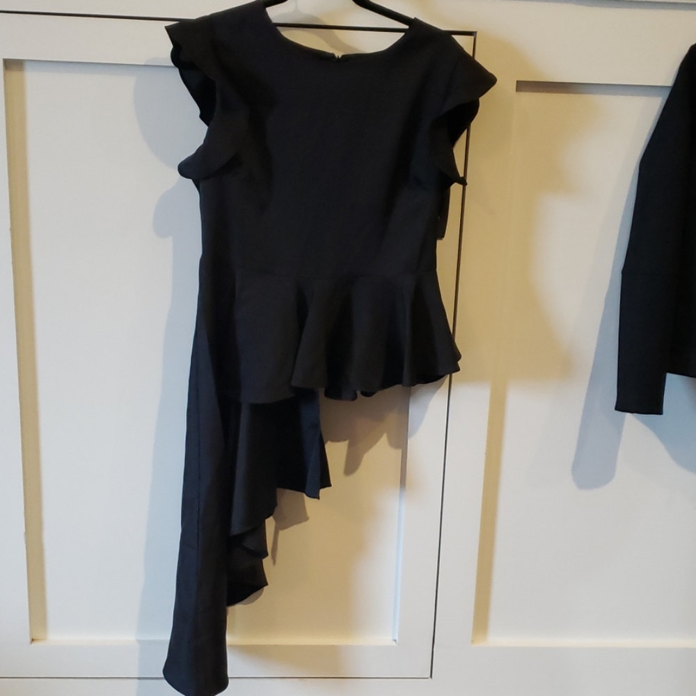A symmetrical top